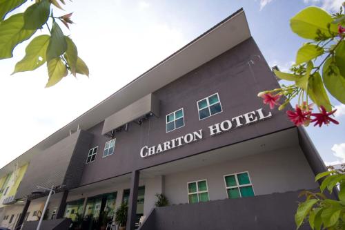 Фотография гостиницы Hotel Zamburger Chariton Ipoh