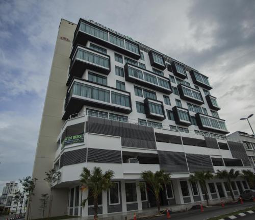 Фотография гостиницы Cathayana Hotel Kuantan