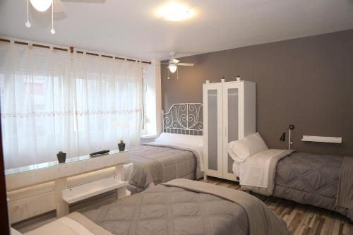 Фотография гостевого дома Pensión Caldas