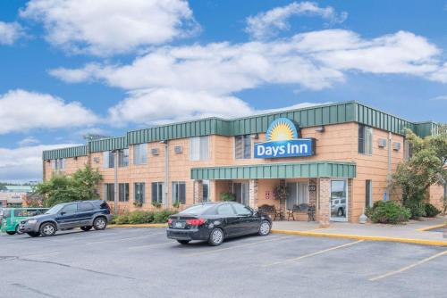 Фотография гостиницы Days Inn & Suites by Wyndham Duluth by the Mall