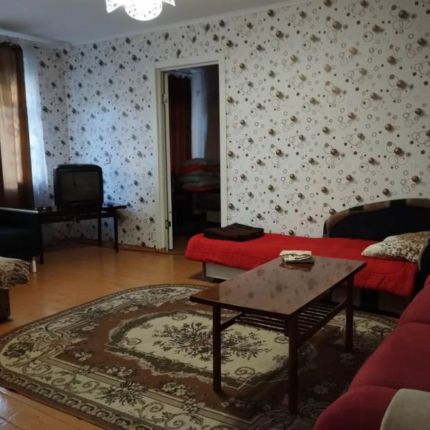 Фотографии квартиры 
            Квартира Дешёвая 8ми местная в центре