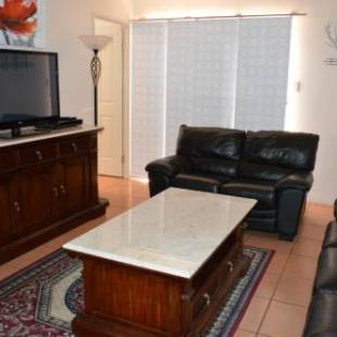 Фотографии апарт отеля
Ruthmor Villas