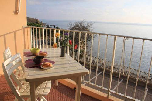 Фотография апарт отеля Face à la mer Résidence Les Elmes