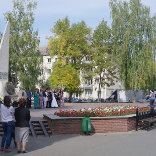 Фотография достопримечательности Монумент и сквер Победа с Вечным огнем