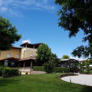 Фотографии мини отеля
Villa Riviera Hotel Udine