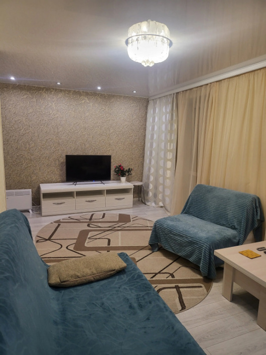 Фотографии квартиры 
            Апартаменты Суточно RentDay NTagil