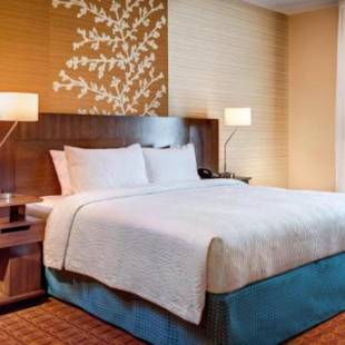 Фотографии гостиницы 
            Fairfield Inn & Suites by Marriott New York Queens/Fresh Meadows