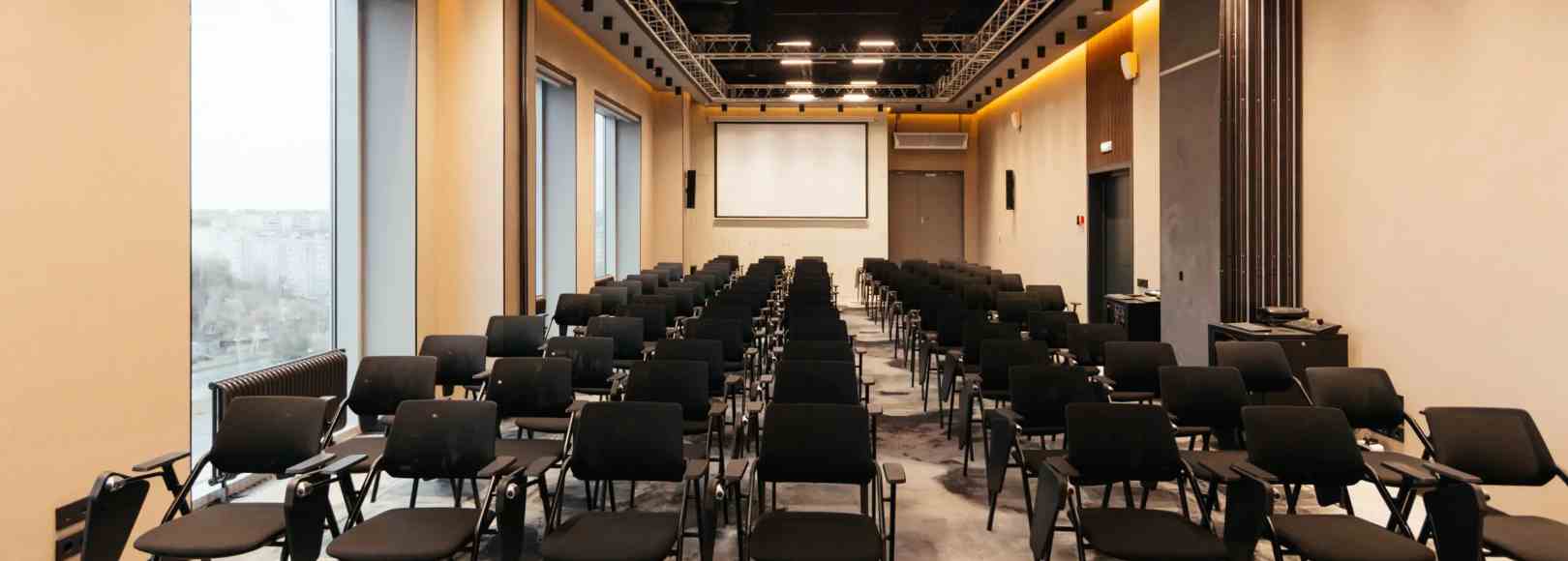 Фотография конференц-зала Большой зал RUMA