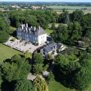 Фотографии гостиницы
Château d'Ygrande - les Collectionneurs