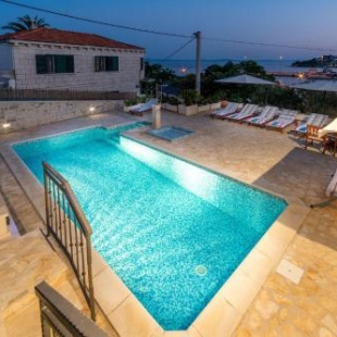 Фотография гостевого дома Villa Srdjan - with pool
