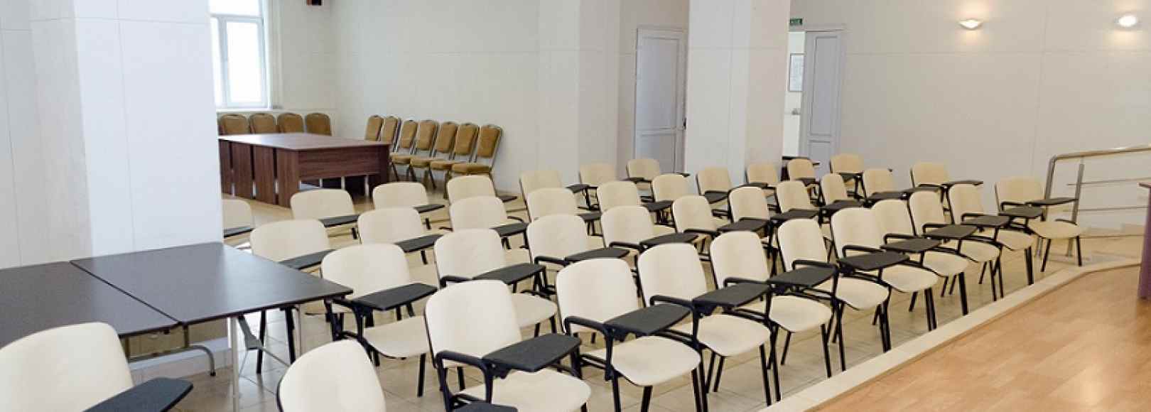 Фотография конференц-зала Коттедж