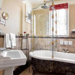 Фотография гостиницы Abigail's Hotel