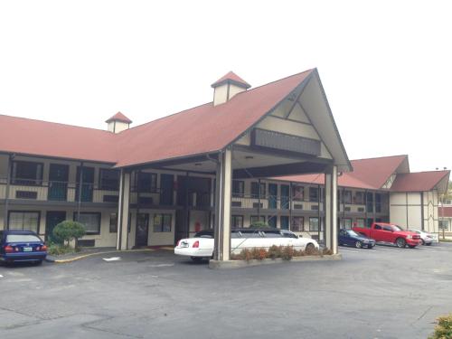 Фотография мотеля Amerivu Inn & Suites - Helen