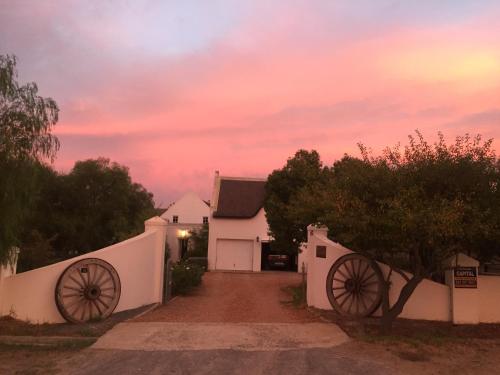 Фотография гостевого дома The Grand Marigold