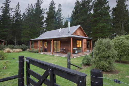 Фотография гостевого дома Woodbank Park Cottages