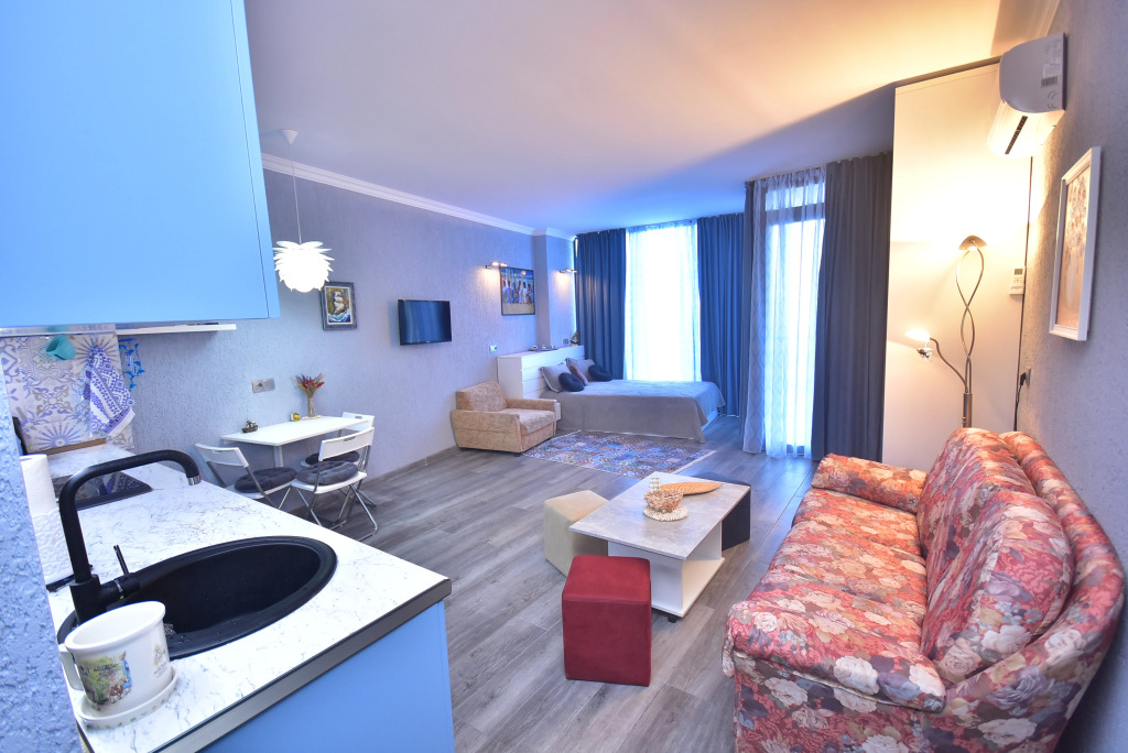 Фотография квартиры Апартаменты Cozy Apartment in Chakvi, Tropical Garden,  close to Botanical Garden