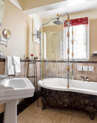 Фотография гостиницы Abigail's Hotel