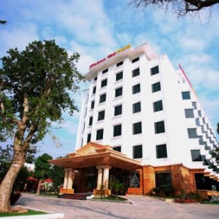 Фотография гостиницы Thông Đỏ Hotel