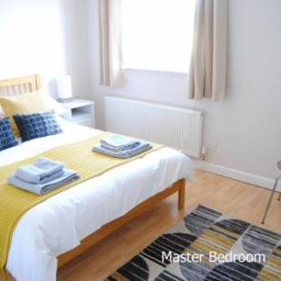 Фотографии гостевого дома 
            Ash House