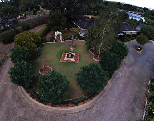 Фотография мотеля Burringa Garden Motel