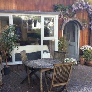 Фотографии гостевого дома
Arch Cottage