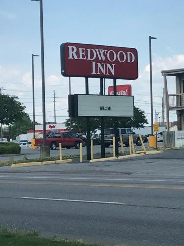 Фотография мотеля Redwood Inn