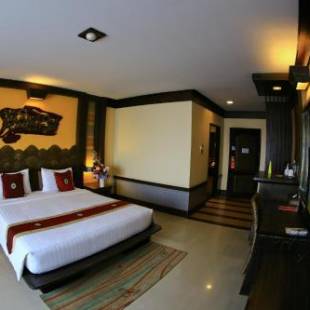 Фотографии гостиницы 
            Ruean Phae Royal Park Hotel