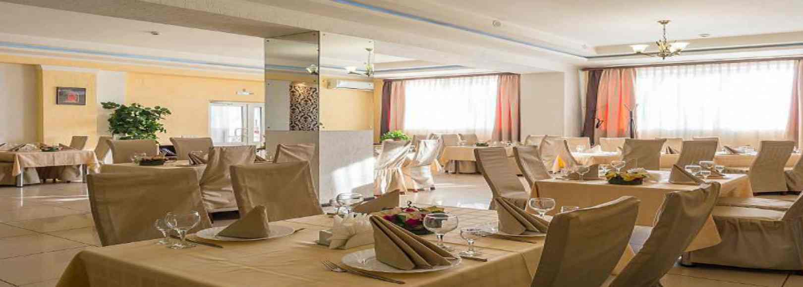 Фотография банкетного зала Нижний зал