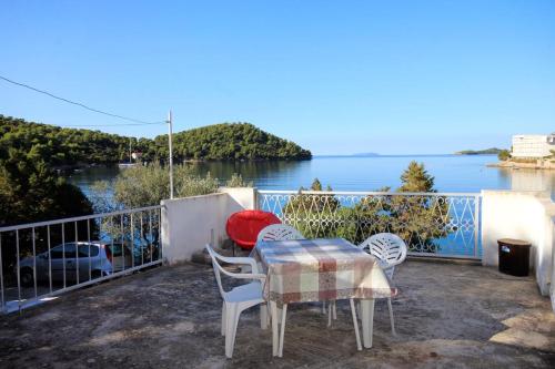 Фотография гостевого дома Apartments by the sea Brna, Korcula - 5902