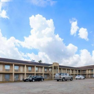 Фотография гостиницы Days Inn by Wyndham Beaumont