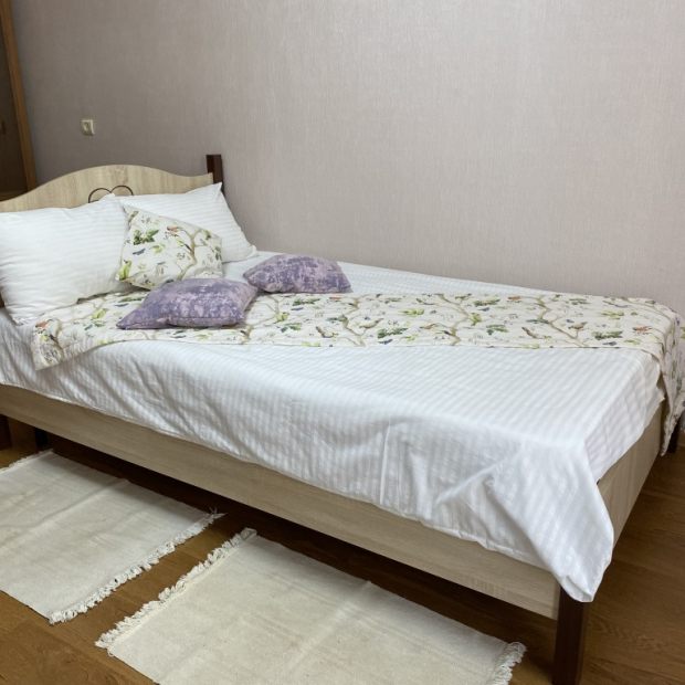 Фотографии квартиры 
            Квартира В Невьянске с Балконом в Центре