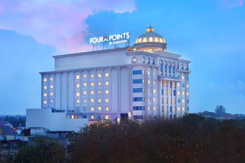 Фотография гостиницы Four Points by Sheraton Medan