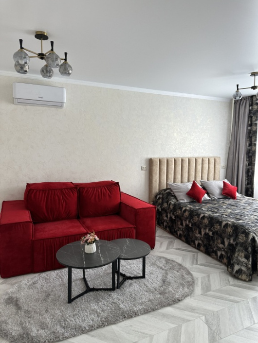 Фотографии квартиры 
            Квартира Апартаменты в центре Орск