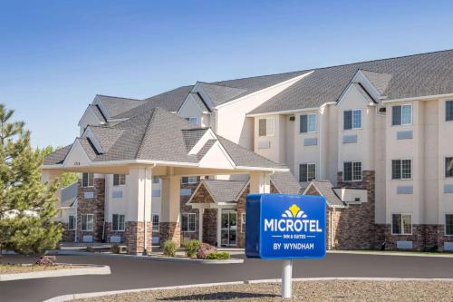 Фотография гостиницы Microtel Inn & Suites by Wyndham Klamath Falls