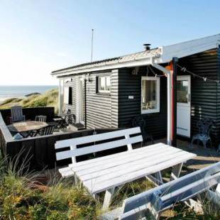 Фотографии гостевого дома
Two-Bedroom Holiday home in Løkken 4