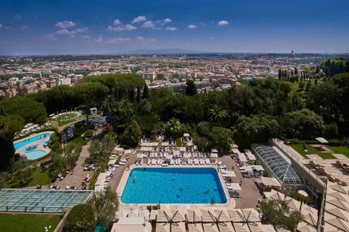 Фотография гостиницы Rome Cavalieri, A Waldorf Astoria Hotel