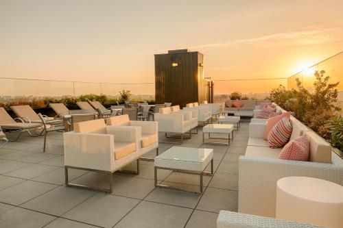 Фотография гостиницы Hotel Premium Porto Downtown