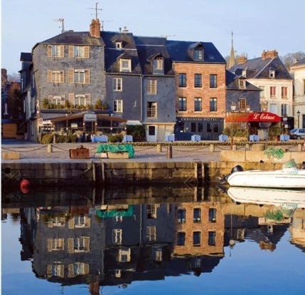 Фотография гостиницы L'Absinthe Hotel