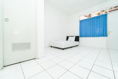 Фотография гостевого дома RedDoorz near Bukit Kubu Berastagi