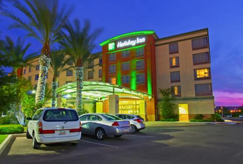 Фотография гостиницы Holiday Inn Phoenix Airport, an IHG Hotel