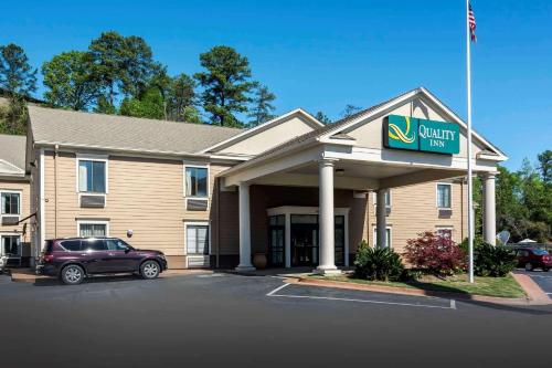 Фотография гостиницы Quality Inn Phenix City Columbus