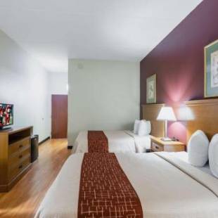Фотографии мини отеля
Red Roof Inn Hendersonville