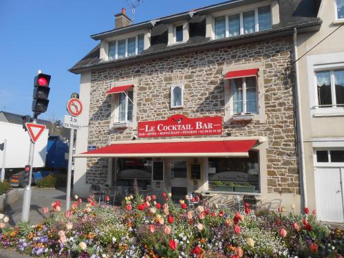 Фотография гостиницы Hôtel Restaurant Le Cocktail Bar