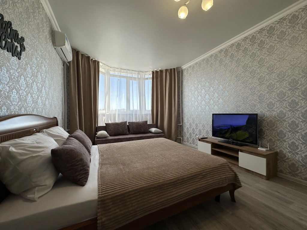 Фотография квартиры Апартаменты Двухкомнатные LikeHome в Жк Победа