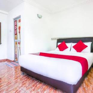 Фотографии гостиницы 
            OYO 491 D'anjung Inn