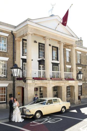 Фотография гостиницы Mercure Salisbury White Hart Hotel