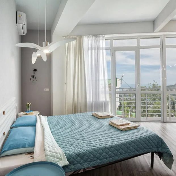 Фотографии квартиры 
            Квартира Однокомнатная Квартира в г. Ялта, на ул.Щорса, 42