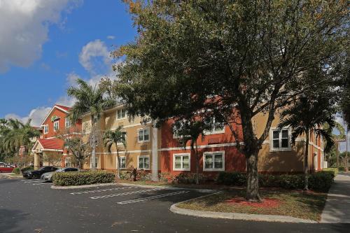 Фотография гостиницы Extended Stay America Suites - West Palm Beach - Northpoint Corporate Park