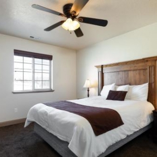 Фотография гостиницы Winterton Suites Duchesne