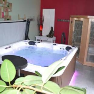 Фотографии гостевого дома
Gîte SPA Les Hirondelles